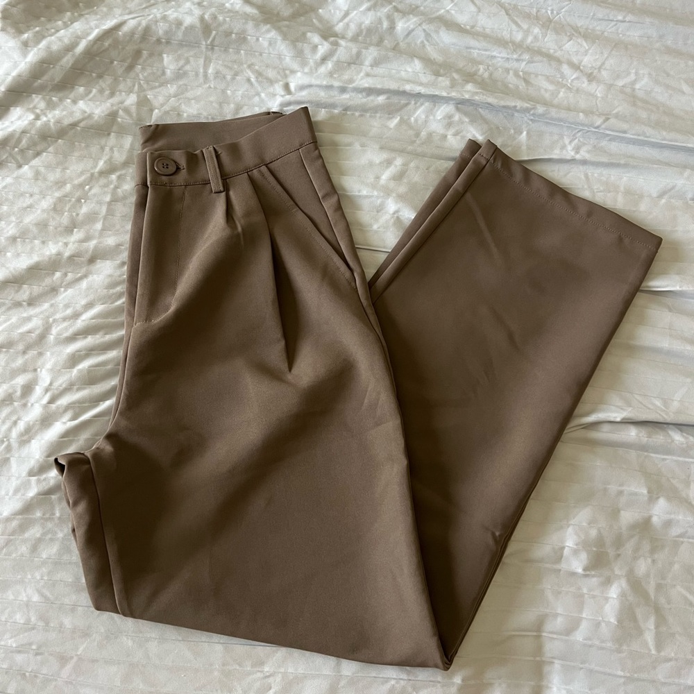 Aritzia Wide Leg Pants in Brown